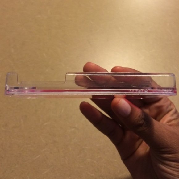 an iPhone 4 case - Picture 4 of 4